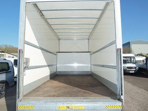 2022 Ford Transit Luton Box Van - Image 4