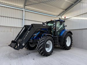 🔥2021 Valtra T154 Active with Quicke G6S Loader - Image 3