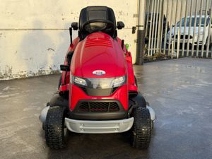 2023 Honda HF2625 Lawnmower - Image 2