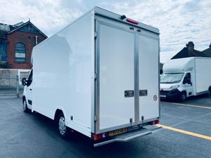 2023 Renault Master Low Loader Luton Van - Image 3