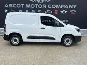 Opel Combo CARGO L1H1 75PS 5DR - Image 2