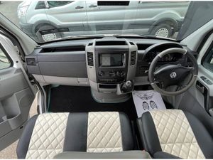 Volkswagen Crafter CR35 TDI - Image 4