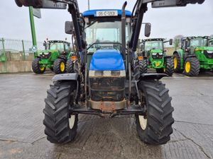 New Holland TD95D 2005 - Image 4