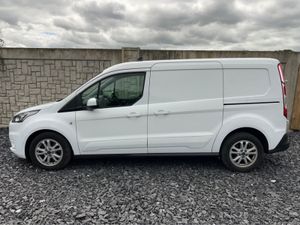 Ford Transit Connect 240 LIMITED EDITION T - Image 4