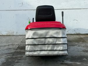 Used 2018 Honda HF2417 Lawnmower - Image 3