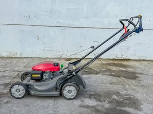Used Demo 2022 Honda HRX537 HYE Petrol Lawnmower - Image 4