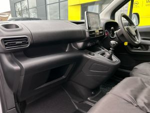 Opel Combo KOMF L1H1-1.5 100PS D 3DR - Image 4