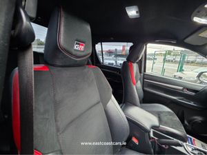 Toyota Hilux GR EDITION 2.4D 360 REV CAMERA  4X4 H - Image 4