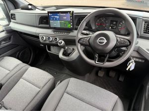 Nissan Interstar Free Towbar & Ply-lining L3H2 150 - Image 4