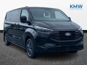 Ford Transit Custom 2.5 Crewcab Limited PHEV 232BH - Image 4