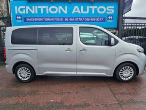 Toyota Proace 2.0D , 9 SEATER MANUAL, NCT, SERVICE - Image 2