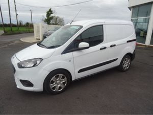 Ford Transit Courier TREND 1.5 TD 75 M6 3DR - Image 3