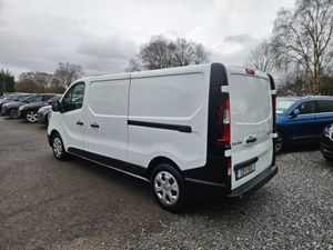 Renault Trafic LL30 Blue DCI 130 Business PAN - Image 3