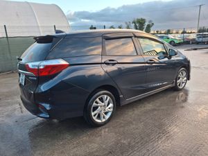 2017 Honda Shuttle  1.5 Hybrid  Automatic - Image 4