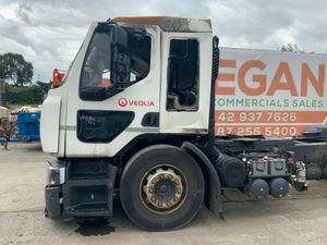 Renault D D320 REAR LIFT PARTS AND SPARES. - Image 2