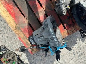 2011 RENAULT CLIO 1.5 DCI GEARBOX ...P30G115 - Image 3