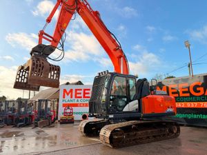 2018 HITACHI 210 DEMOLITION HIGH RISE GRAB.. - Image 3