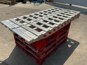 20t   ALUMINIUM TRAILER LOADING RAMPS.......5025. - Image 3