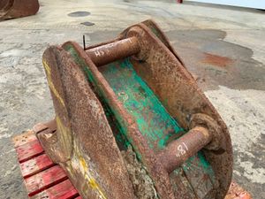 18" MILLAR SCOOP BUCKET......65mm PINS....190. - Image 3