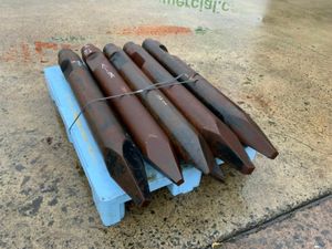 20 TON  BREAKER / HAMMER CHISELS....135mm...913 - Image 4