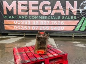 12" MINI DIGGER BUCKET.......30mm.....123. - Image 2