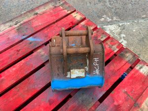 12" MINI DIGGER BUCKET....25mm PINS.......#CPH. - Image 3