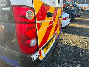 2015 VW CRAFTER / SPRINTER 2 X REAR DOORS - Image 2