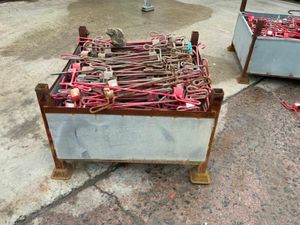 COMBI SAFE MESH BARRIER RETAINING CLAMPS. - Image 3