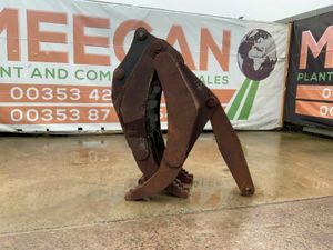 FIVE FINGER  GRAB.....90mm PINS.....480mh. - Image 2