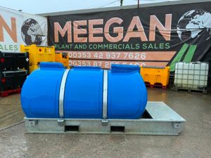 2000lt WESTERN water BOWSER.....GALV SKID......127 - Image 2