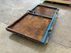 PEDESTRIAN ENTRY  YARD GATE.....94" x 45". - Image 2