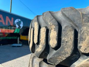 GOODYEAR TELEPORTER TYRES ...15.5 - 25....4901 - Image 4