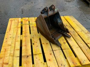 *** 12" JCB DIGGING BUCKET.....25mm...........#463 - Image 3