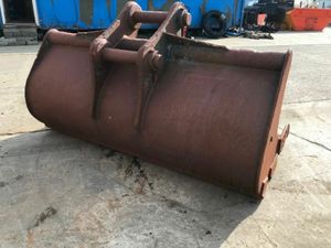 *** 84" GRADING BUCKET....90 mm PINS **** - Image 4