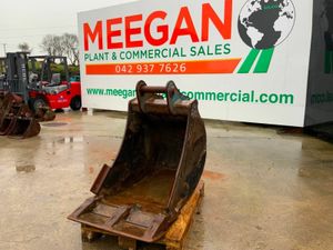 30" EUROFAB BUCKET........65mm PINS.............14 - Image 2