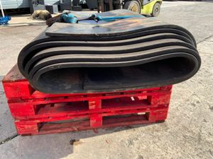 RUBBER CONVEYOR / CATTLE MATTING.......1420. - Image 3