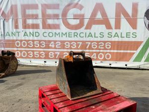 24" CATERPILLAR BUCKET...45mm PINS......177. - Image 2