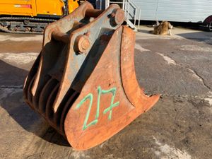 36" RIDDLE / SKELETON BUCKET....80mm PINS...271. - Image 3