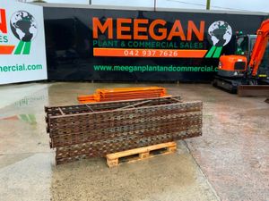 NARROW GAUGE PALLET RACKING.....TYRE RACK. - Image 2
