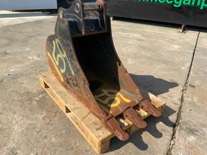 18" RHINOX XP DIGGING BUCKET.....60mm PINS...1596. - Image 3