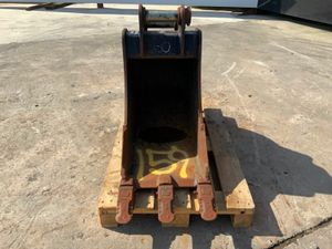 18" RHINOX XP DIGGING BUCKET.....60mm PINS...1596. - Image 4