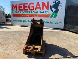 24" JCB DIGGING BUCKET....80mm PINS.......1537t. - Image 2