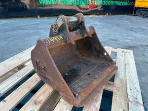 18" RHINOX DIGGING BUCKET ... 30MM ...1491A - Image 2