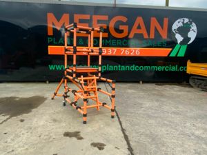 INSULATED GRP PODIUM ACCESS PLATFORM....712. - Image 2