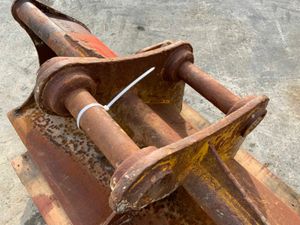 72" CAT GRADING BUCKET.....65mm PINS.........156w. - Image 3