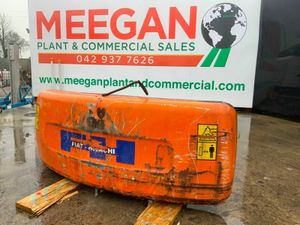 HITACHI EX 135 COUNTER WEIGHT / BALLAST. - Image 2
