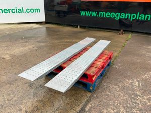 8ft GALVANISED LOADING RAMPS.........1189t. - Image 3