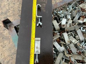 GALVANISED THUMB SCREW DECK CLAMPS..... - Image 4