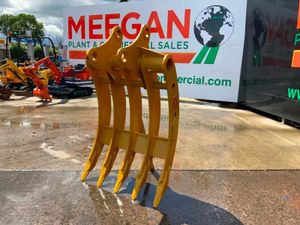 39" LAWN RAKE / STONE RIDDLE...80mm PINS....1982 - Image 2