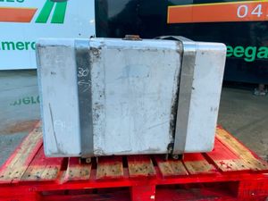 Scania P-Series 200lts ALUMINIUM HYDRAULIC OIL TIP - Image 2